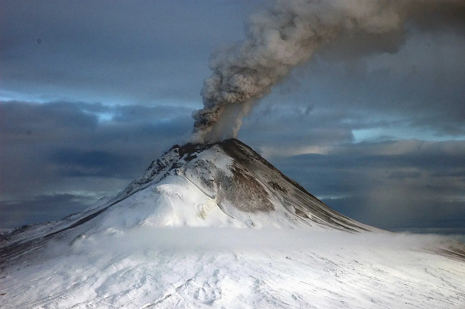Augustine Volcano Jan 12 2006