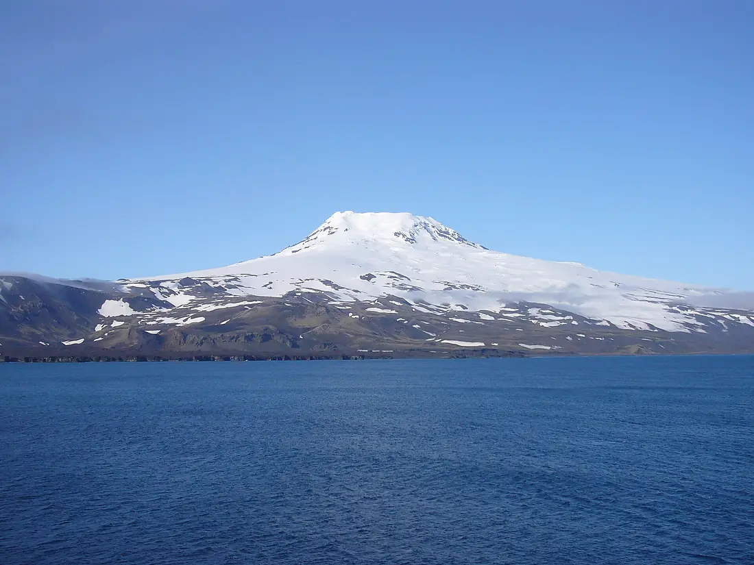 JanMayen-Beerenberg-NoFog