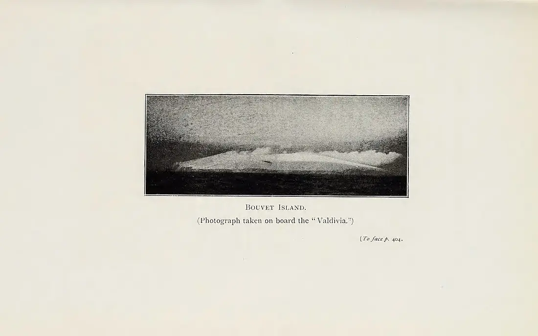 The siege of the South pole; the story of Antarctic exploration BHL48382048