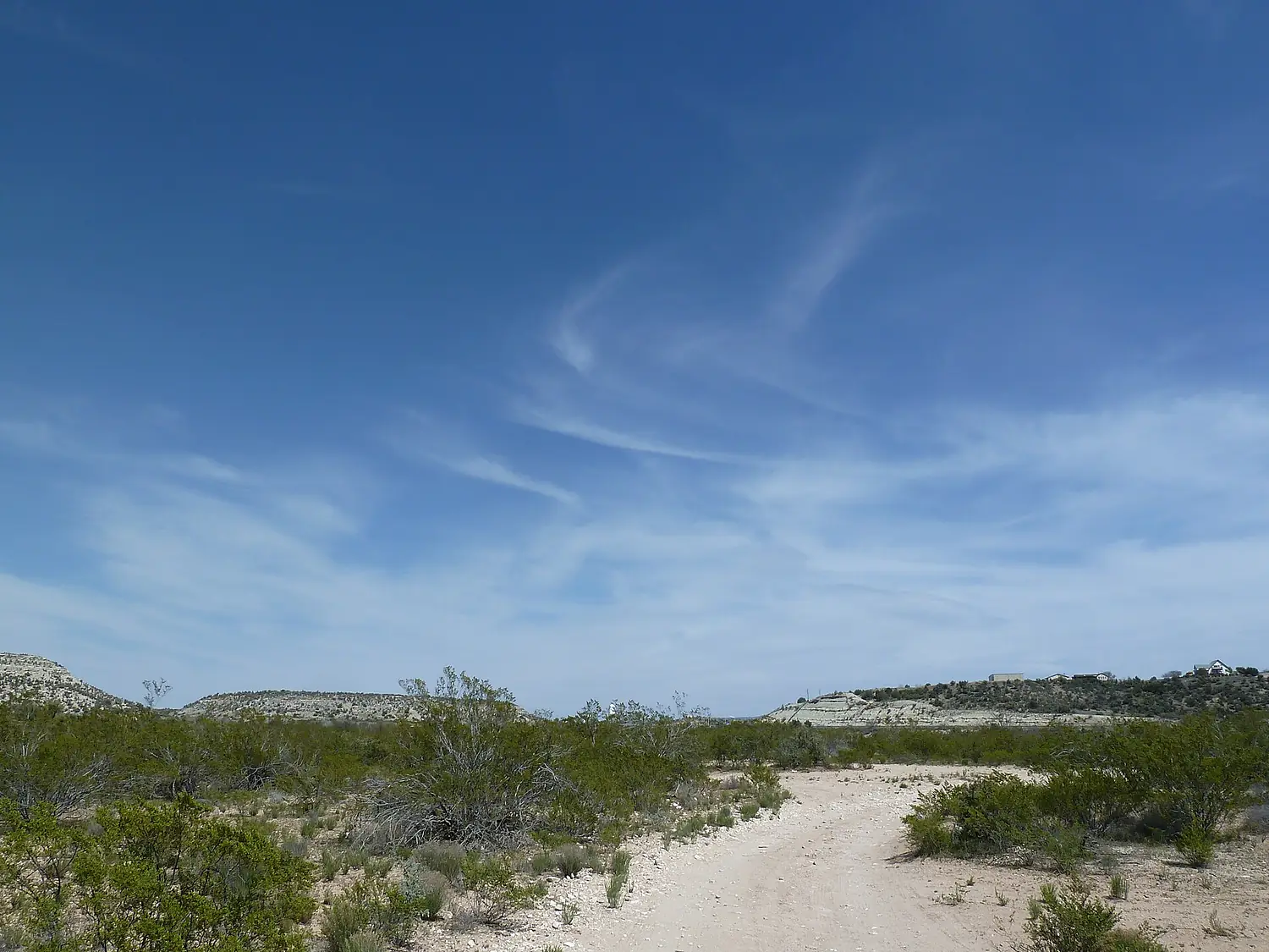 Verde Valley, AZ, View N from N Side, 2012 - panoramio
