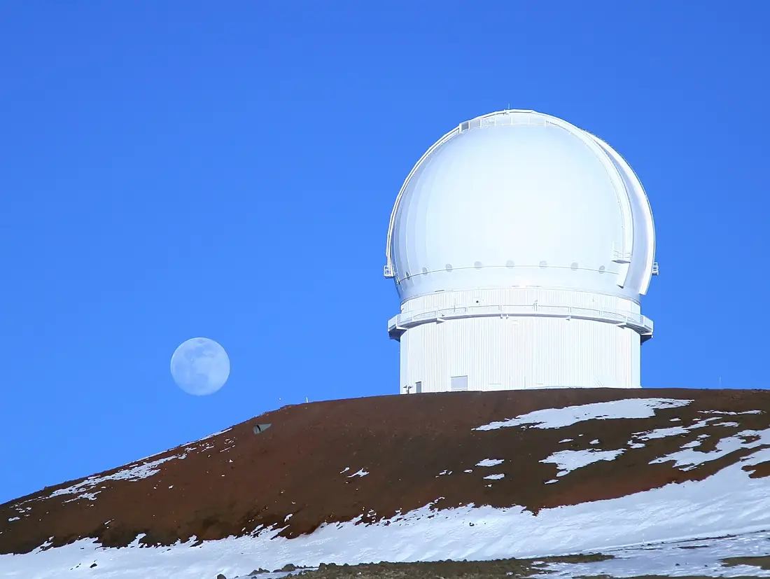 Canada-France-Hawaii Telescope with moon