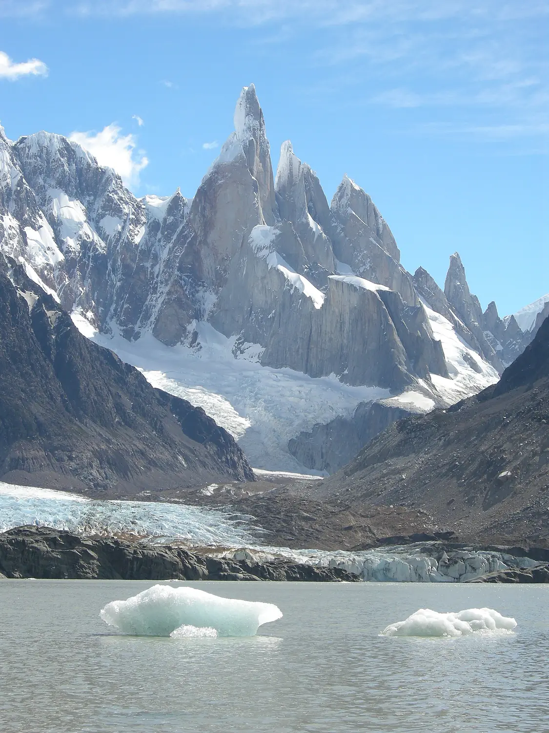 Cerro Torre (east face) and Laguna Torre