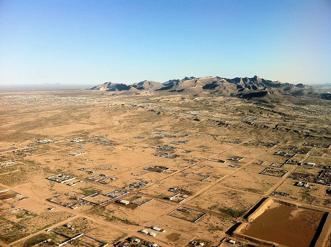Desierto antes de arrivar a Ciudad Juárez. - panoramio