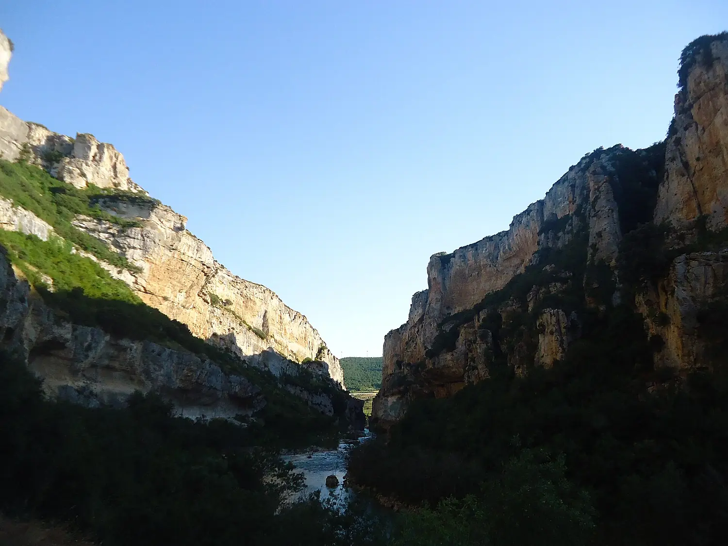 Foz de Lumbier (9422291825)