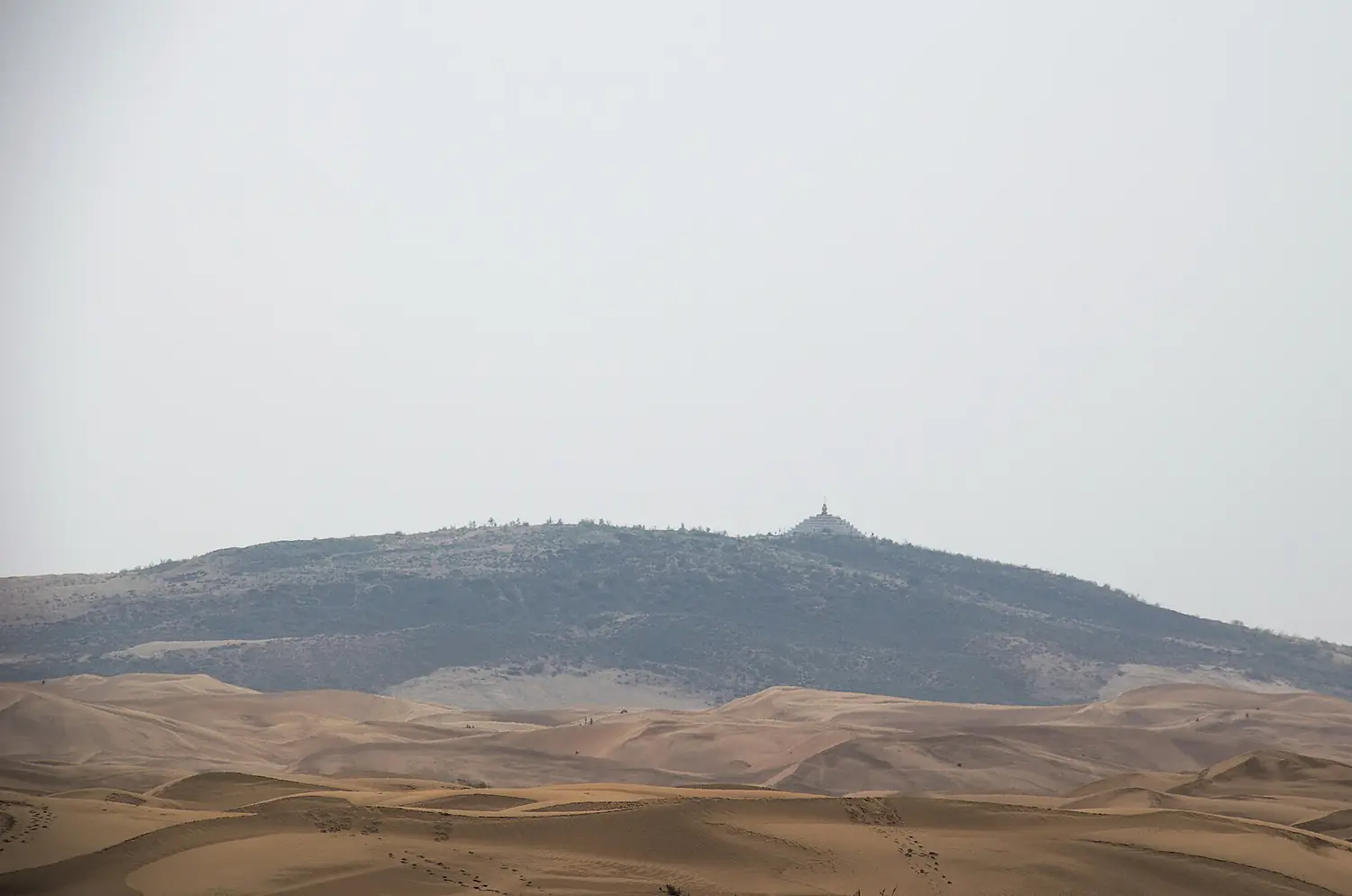 Kubuqi.dunes et stupa
