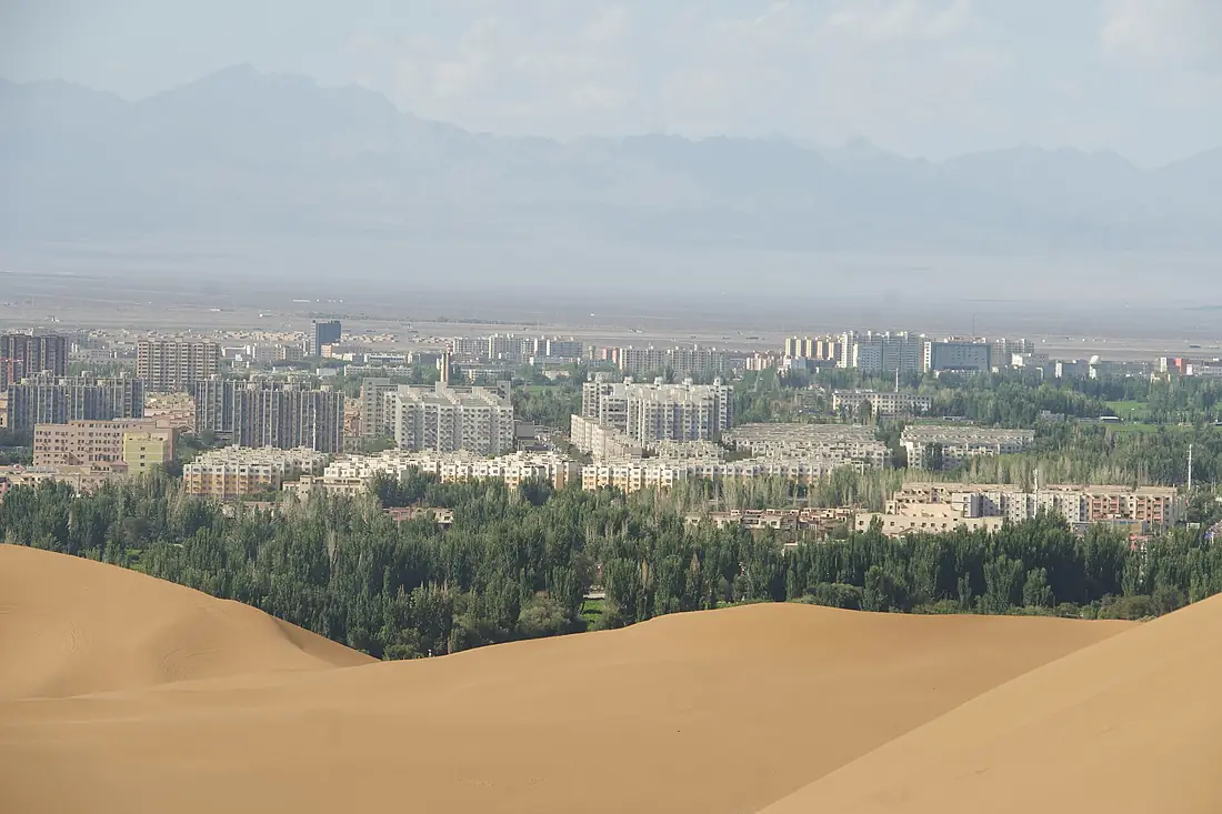 DSC - Kumtag Desert - City View 1