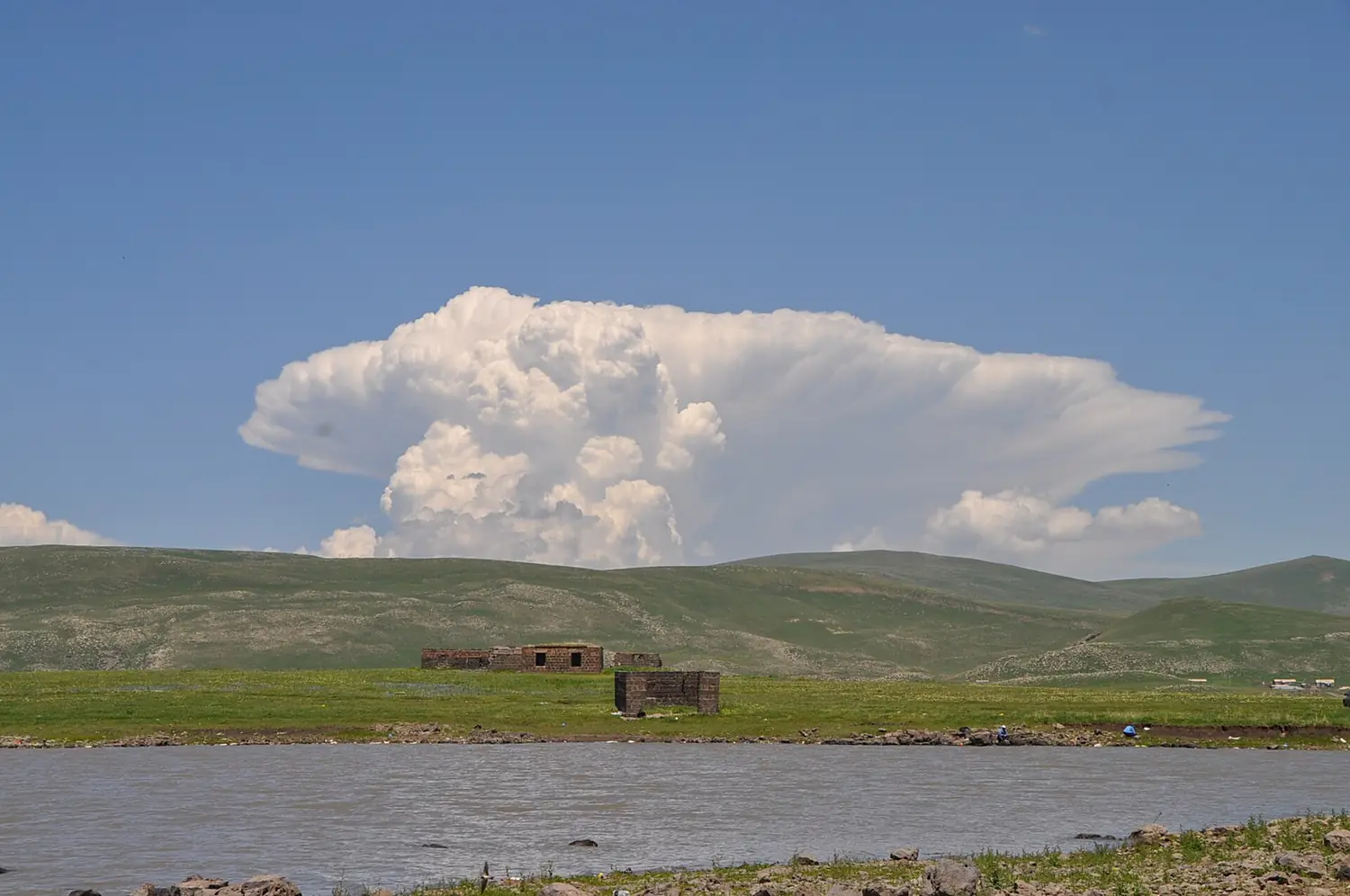 Apri Lake 2012-06-07