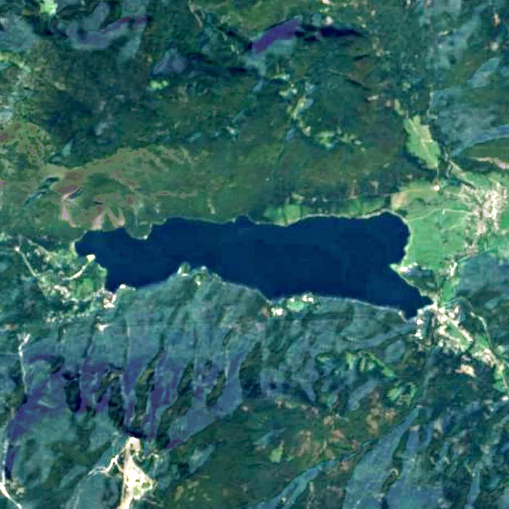 Lago Bohinj visto desde arriba (Sentinel-2)