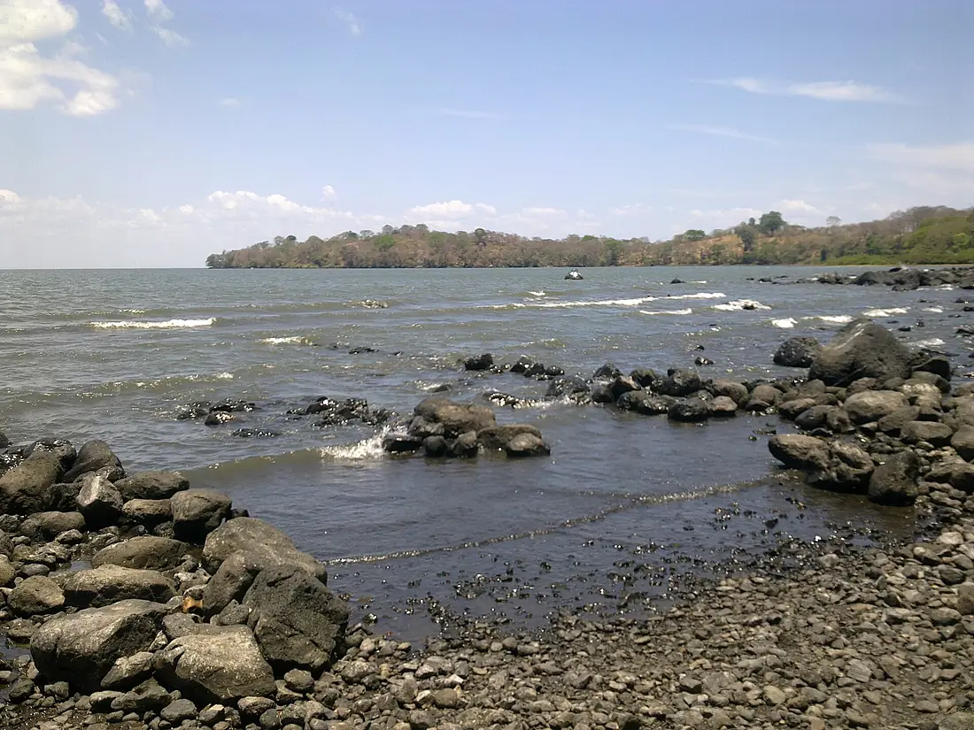 Lake Nicaragua (29049307641)
