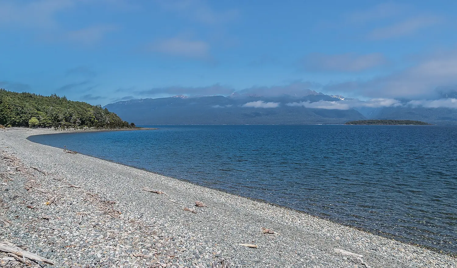 Lake Te Anau 03