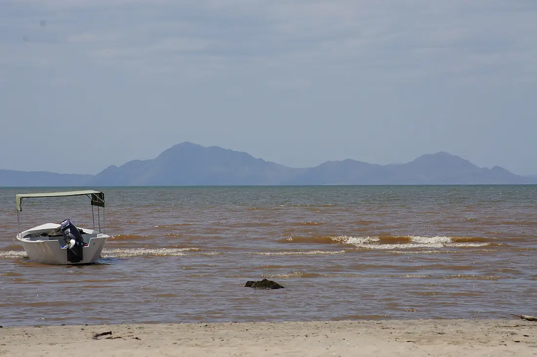 Lake Turkana in Kenya 01