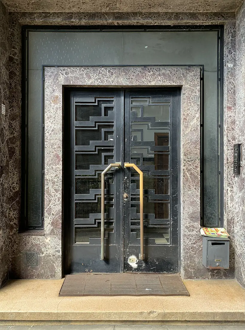 28 Bulevardul Lascăr Catargiu, Bucharest (01)