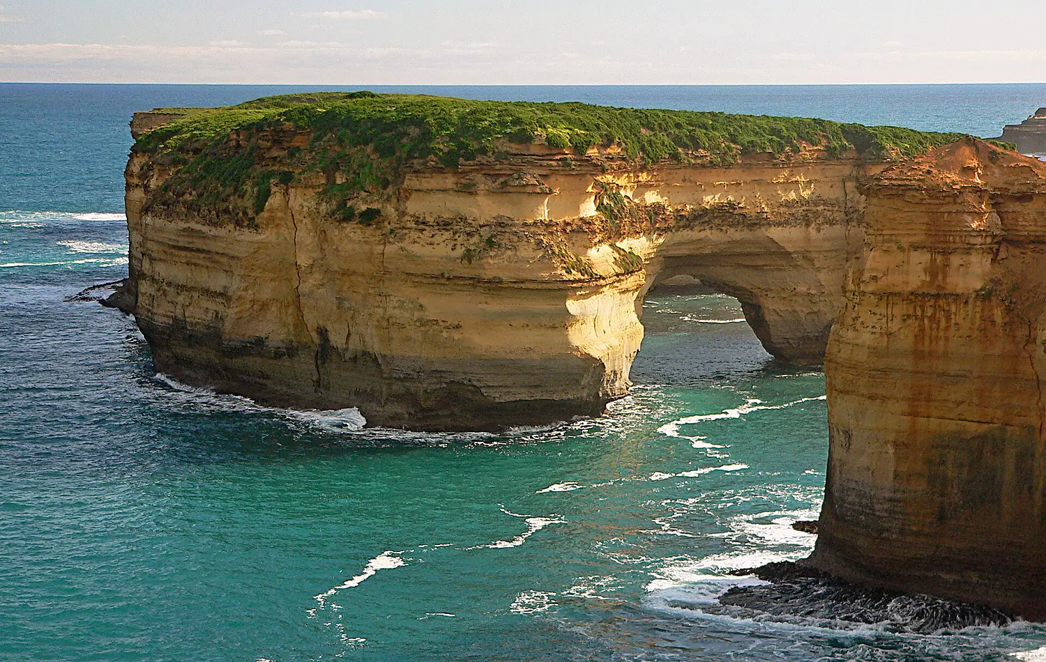 Loch Ard Gorge. Aust