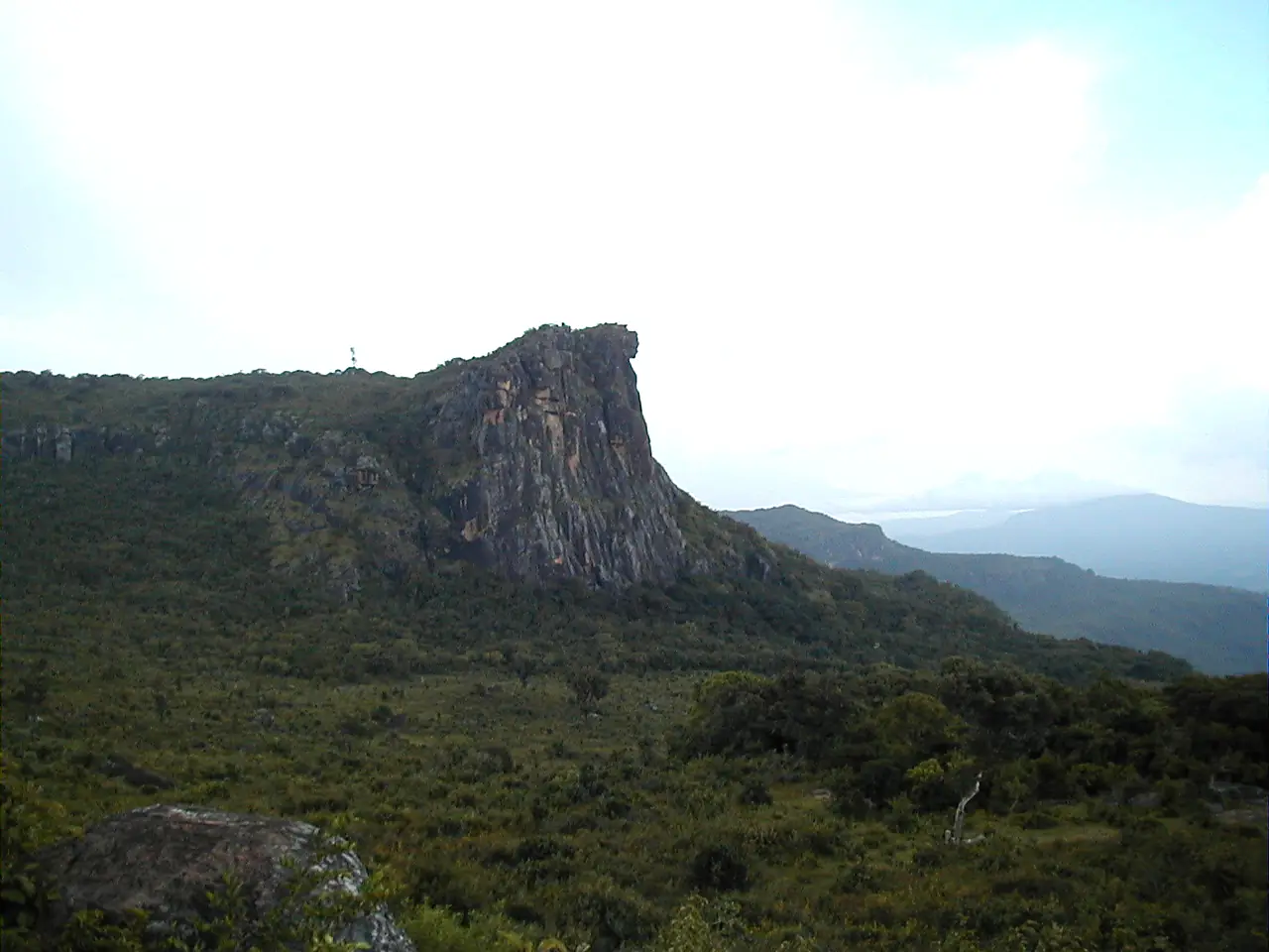 Dame de Maali, Mount Loura