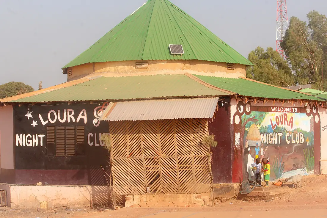 Night Club Loura