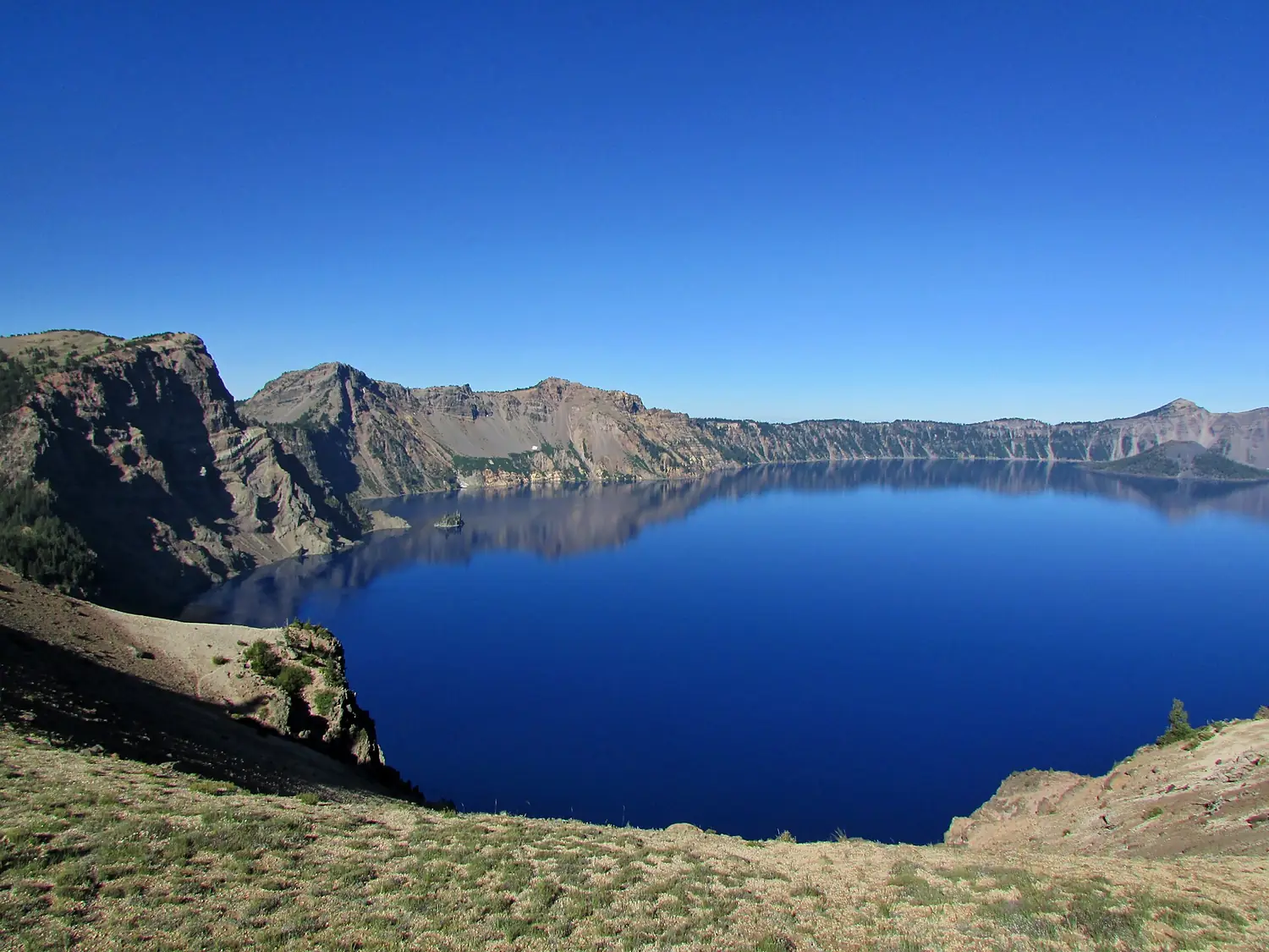 Caldera Rim at Crater Lake National Park in Oregon 1