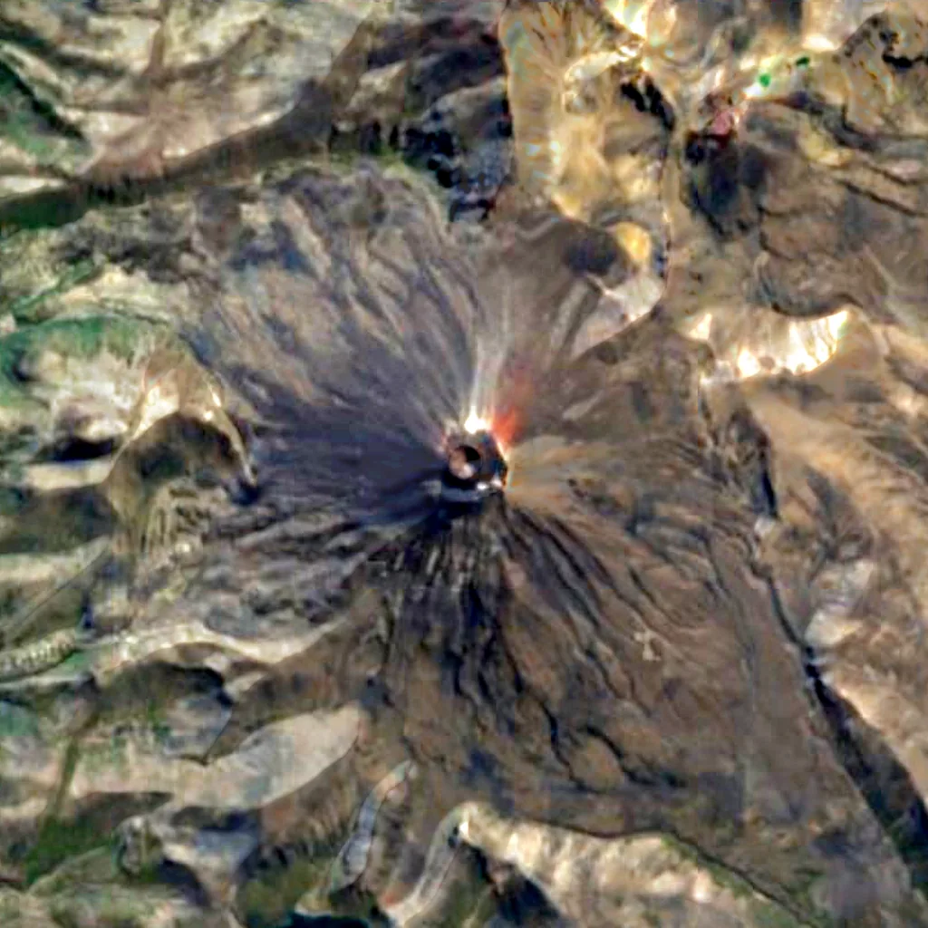 Mont Ngauruhoe vu d'en haut (Sentinel-2)