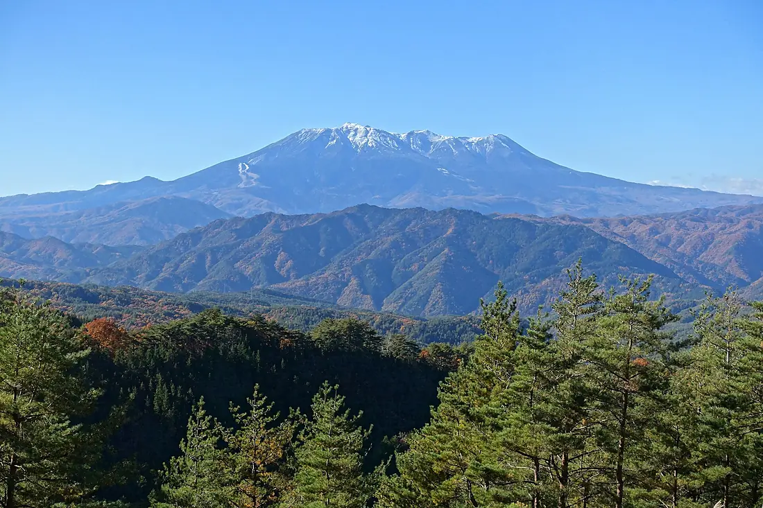 Ontake-san-from-Kiso-Valley-2019-Luka-Peternel