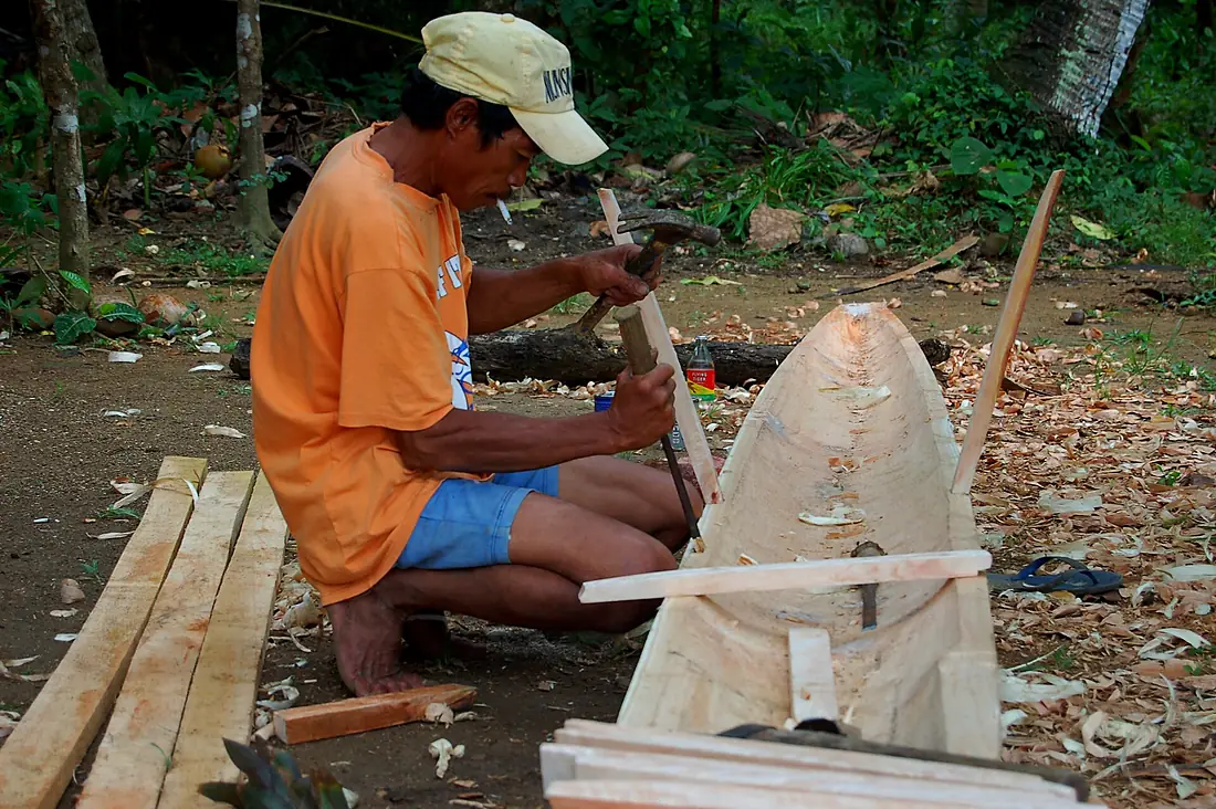 Traditional boat building in the Philippines