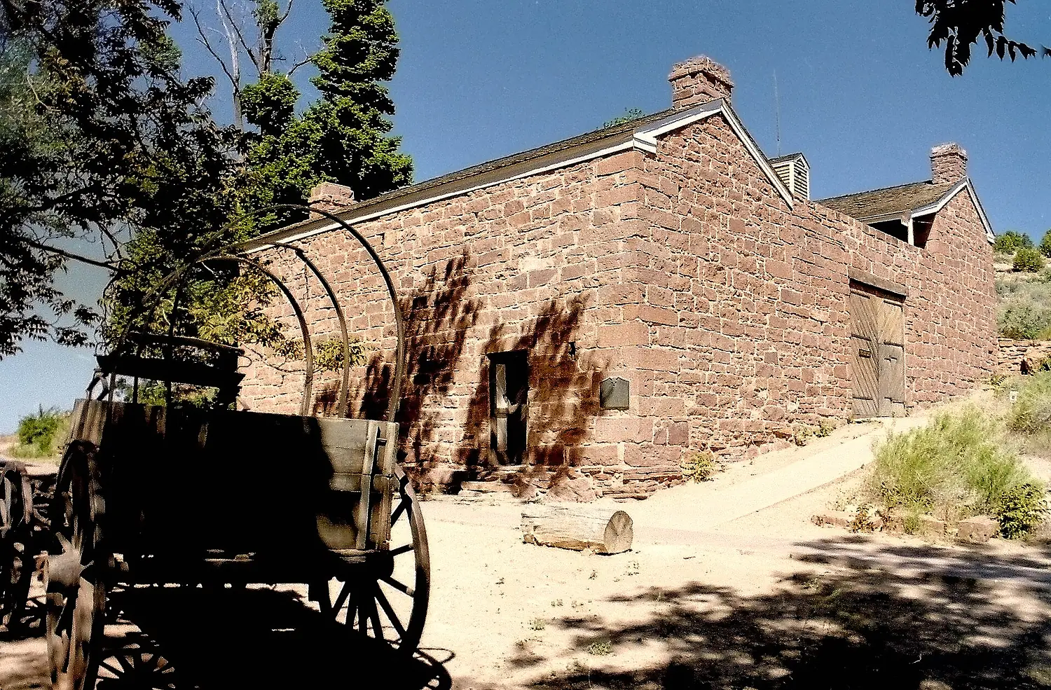 Pipe Spring NM01