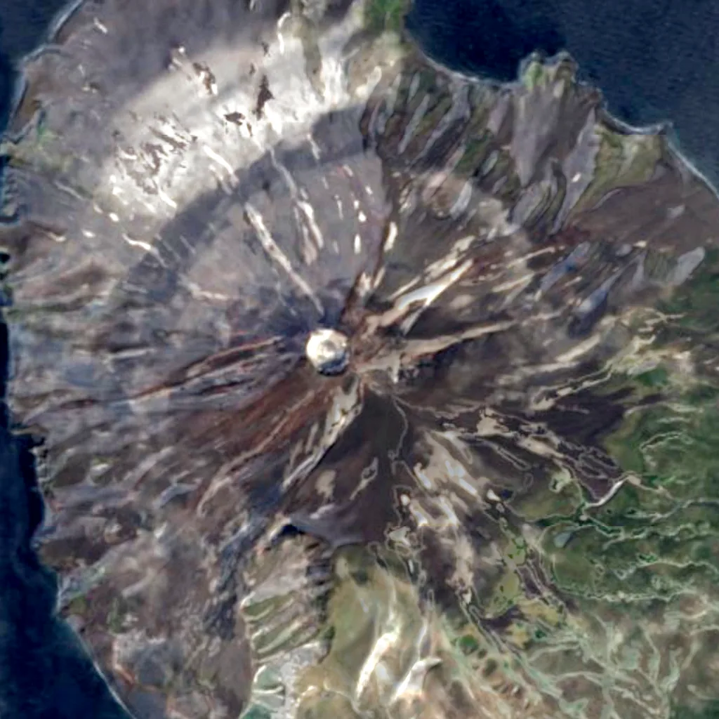 Sarychev Peak seen from above (Sentinel-2)