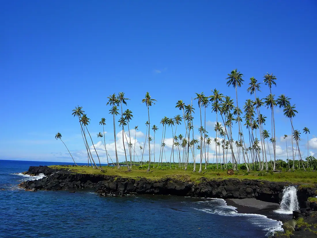 Mu Pagoa Waterfall - Savai'i - Samoa