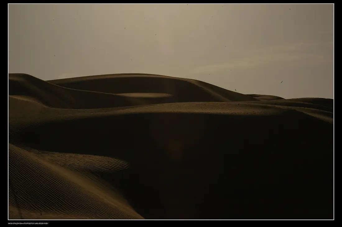 Dark desert - panoramio - loveshasha