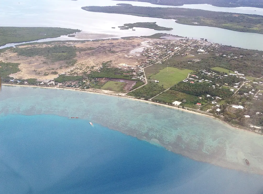 Approach to Fua'amotu Airport, Tongatapu, Tonga - panoramio (14)