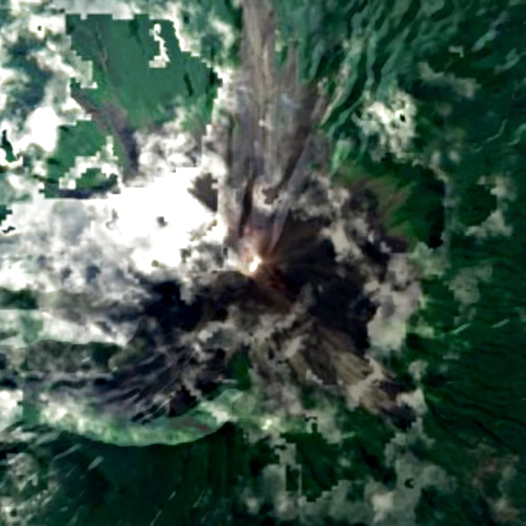Ulawun visto de cima (Sentinel-2)