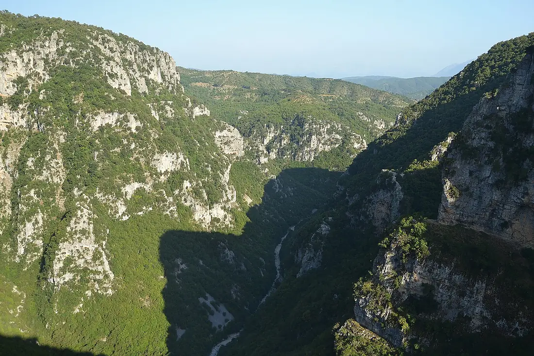 Vikos Gorge (Φαρράγγι του Βίκου) by Pudelek 2