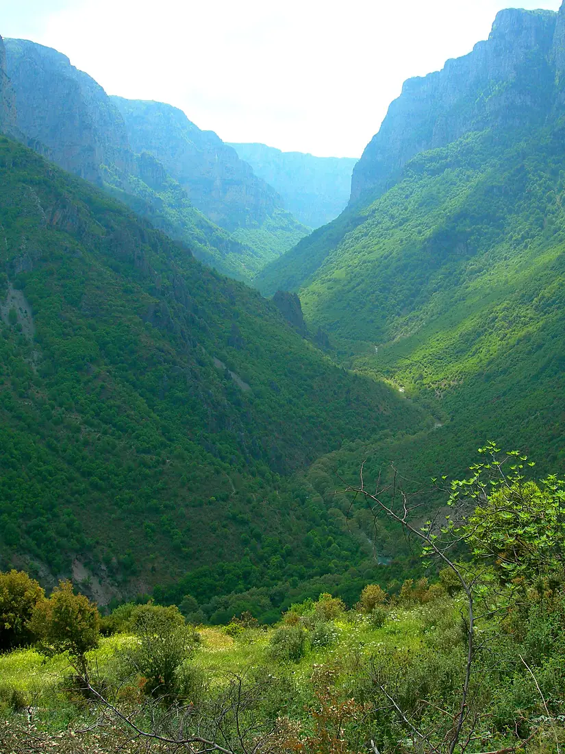 1389 VIKOS GORGE