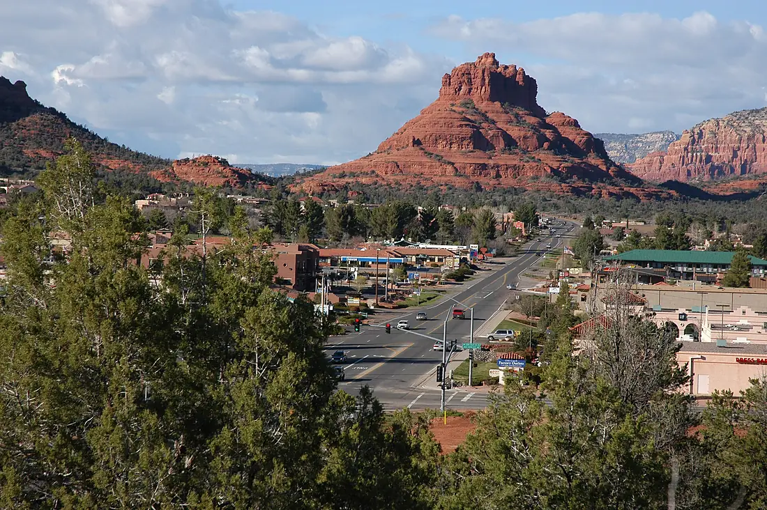 Red Rock Scenic Byway - Village of Oak Creek - NARA - 7721241